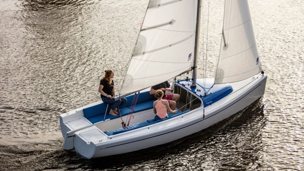 The Aira 22: A New Adventure in Sailing