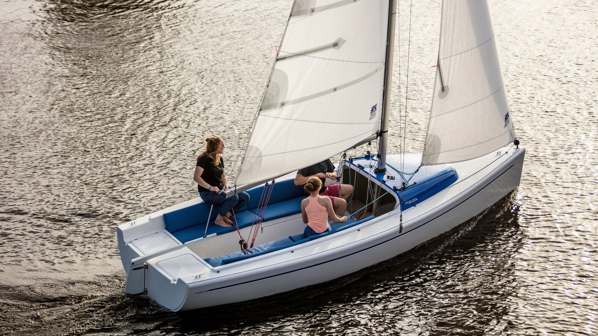 The Aira 22: A New Adventure in Sailing