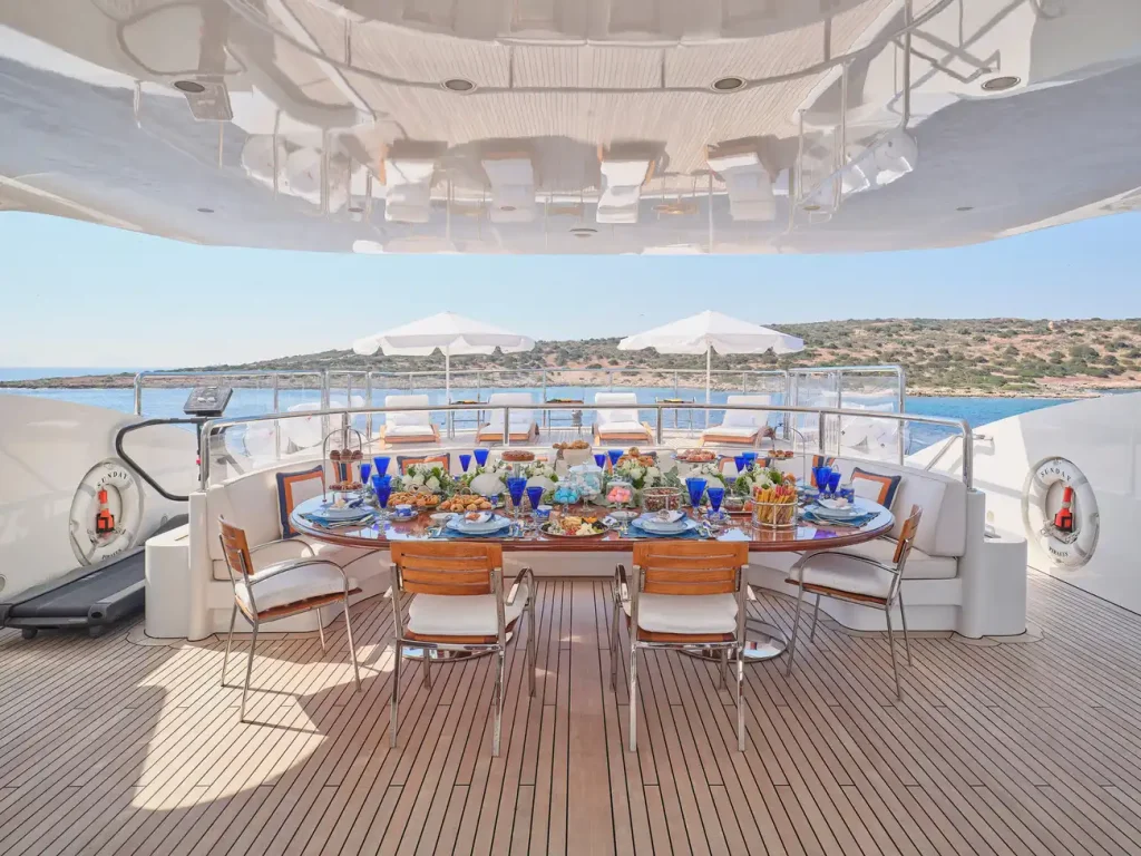 Luxury Motoryacht Experience in Greece