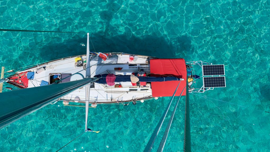 Mastering Anchor Techniques Without a Windlass