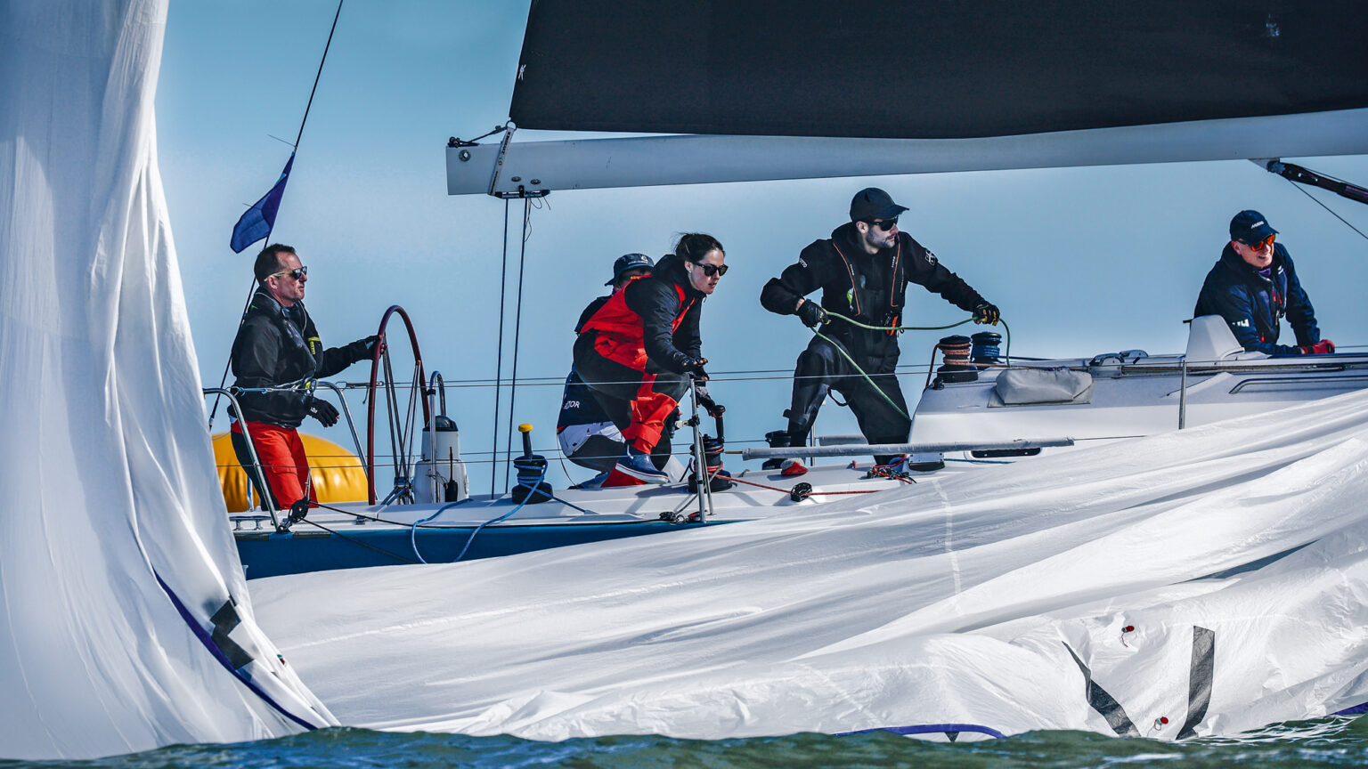 Tips to Bounce Back After a Rough Sailing Race