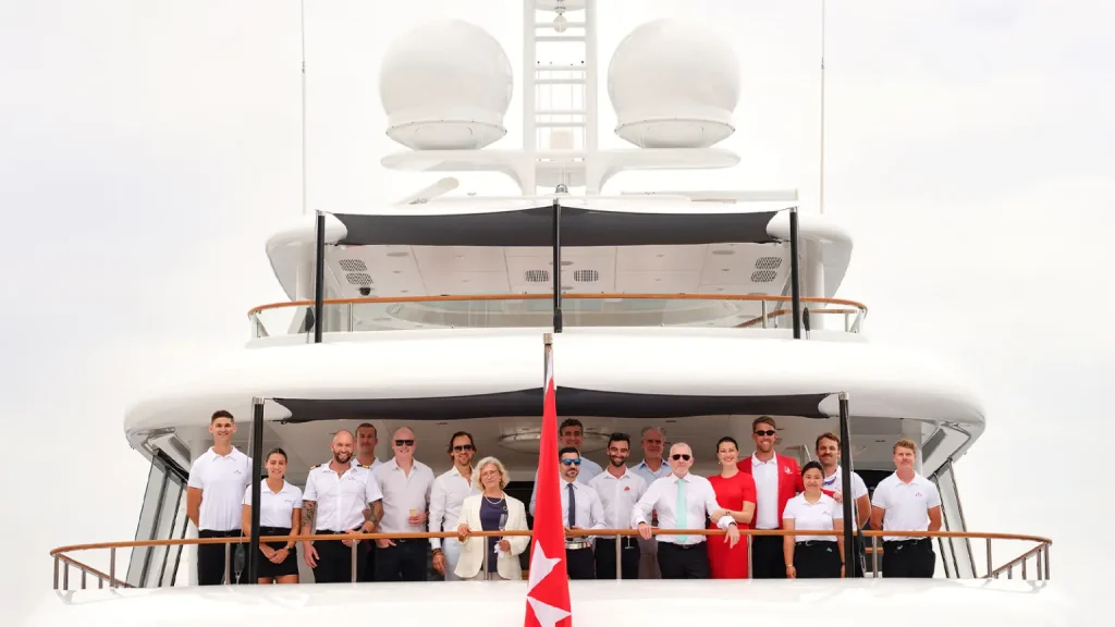 The Transformation of Bijin: Heesen’s Remarkable Journey