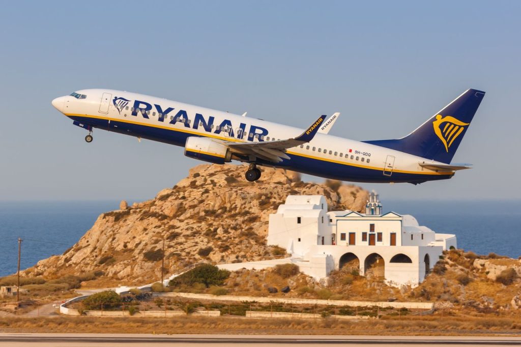 Navigating Changes in Greece’s Summer Tourism Landscape