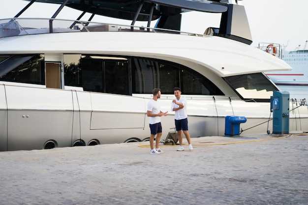 Big Eagle Yacht Charter – Luxury Yacht Rentals for Unforgettable Voyages