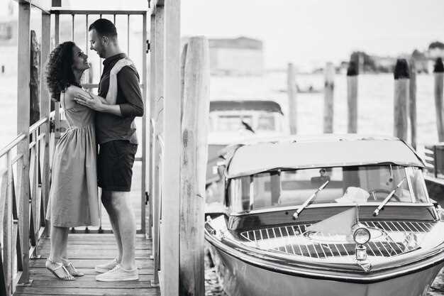 Cruising Melbourne’s Waterways in Style – Luxury Boat Tours