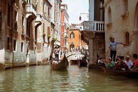 Italy Imposes Fines on Tourists for Misconduct