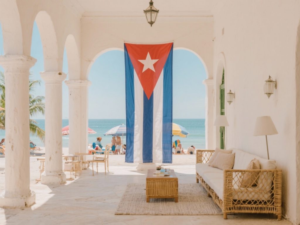 Examining Cuba’s Significant Drop in Tourism Revenue Amid Global Boom