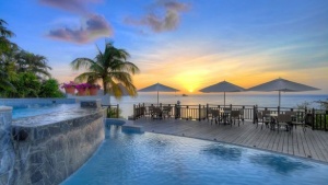 Explore the Glass Sculpting Experience in Saint Lucia