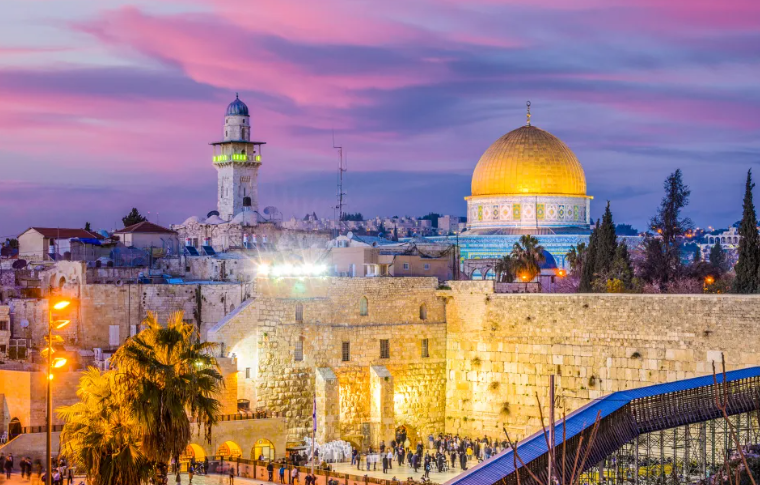 Significant Rise in Israel’s Tourist Visits Through August 2025