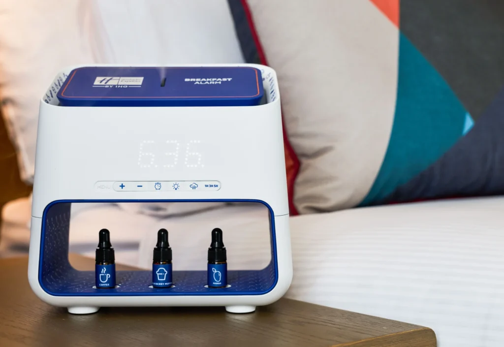 Holiday Inn Express Enhances Guest Mornings with Aroma-Based Alarm Clock