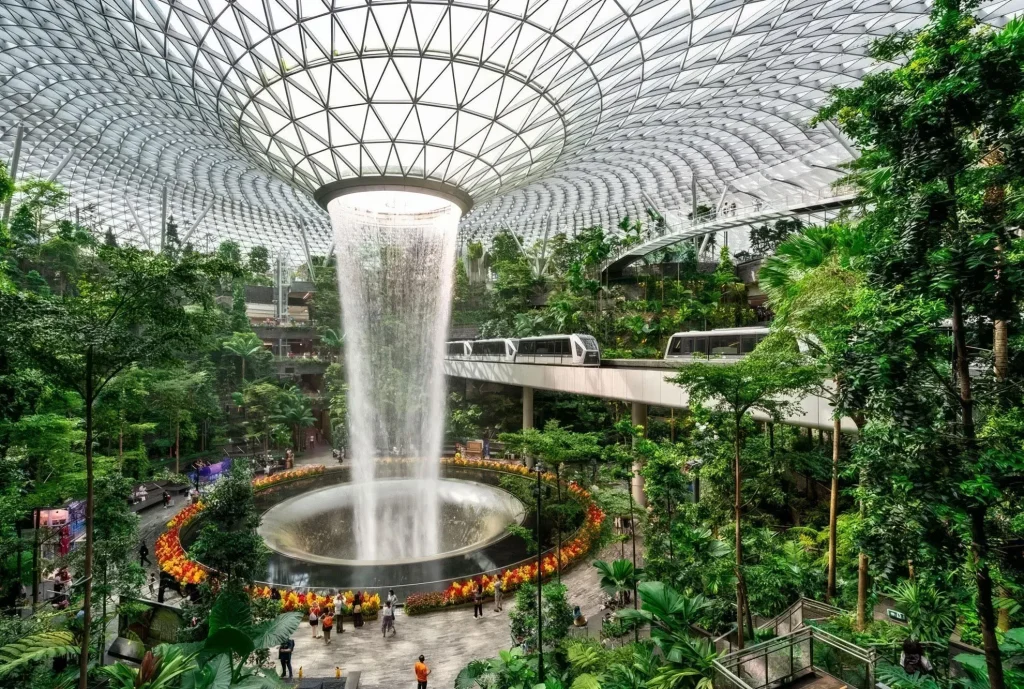 Leading Airlines and Airports Shine in Forbes Travel Guide’s 2025 Awards