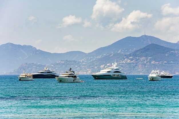 Azimut Yachts Debuts in Cannes with the Grande S10 and Azimut 78 – Premiere Highlights