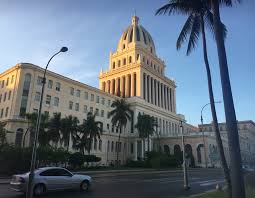 Spanish Tourist Faces Medical Crisis Amid Hospital Challenges in Cuba