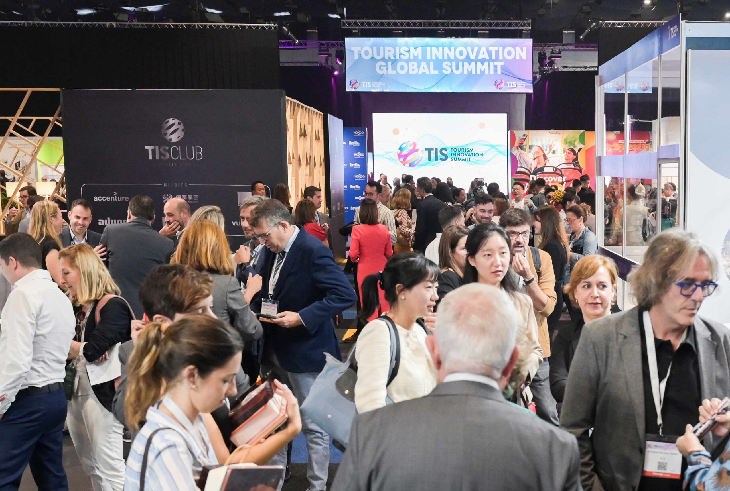 How Agentic AI is Transforming Travel and Sustainable Tourism Experiences