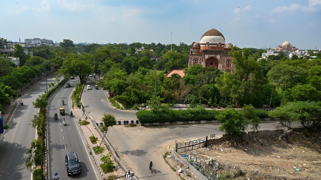 Young Israeli Motorcyclist Dies En Route to Taj Mahal in India