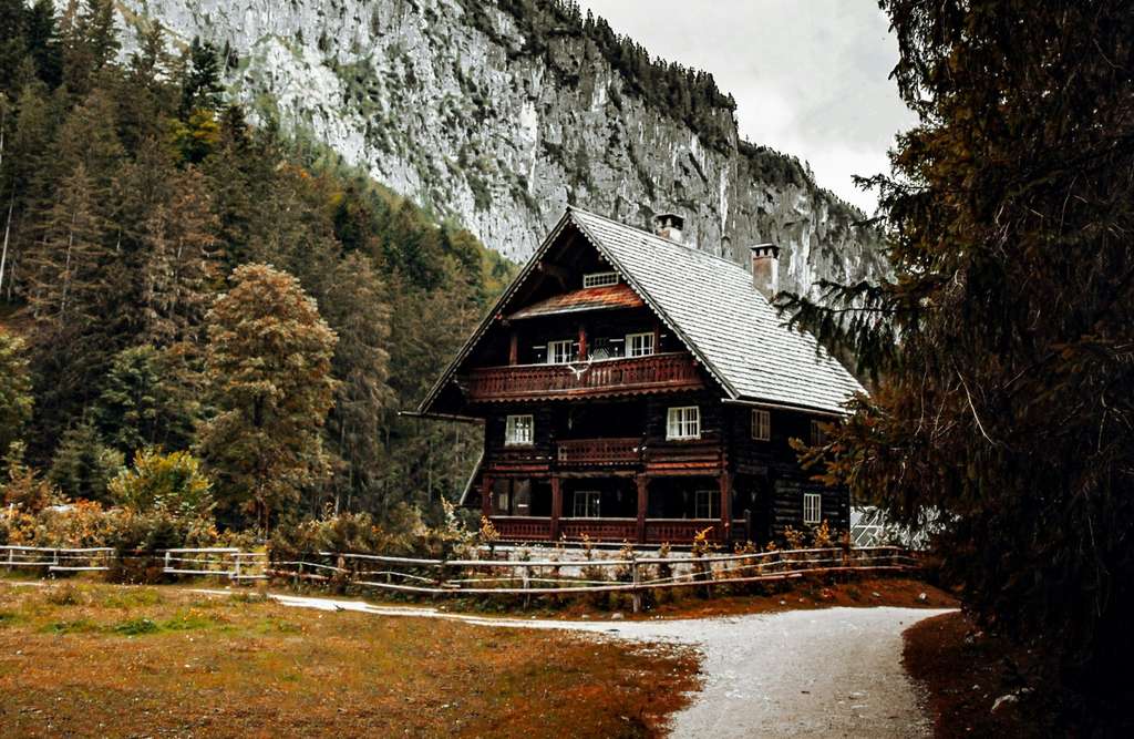 Off-Season Travel Surge Boosts Southern European Destinations