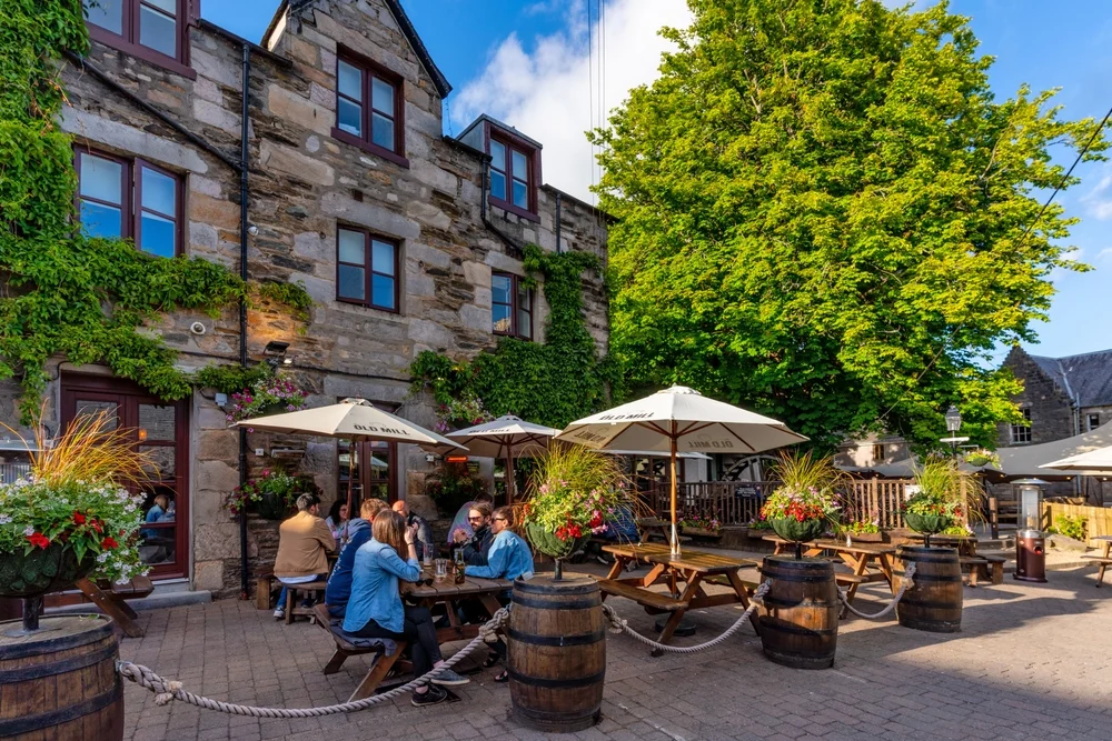 스코틀랜드, 서비스 산업에 영향을 미치는 주요 사업장 세율 인상에 직면