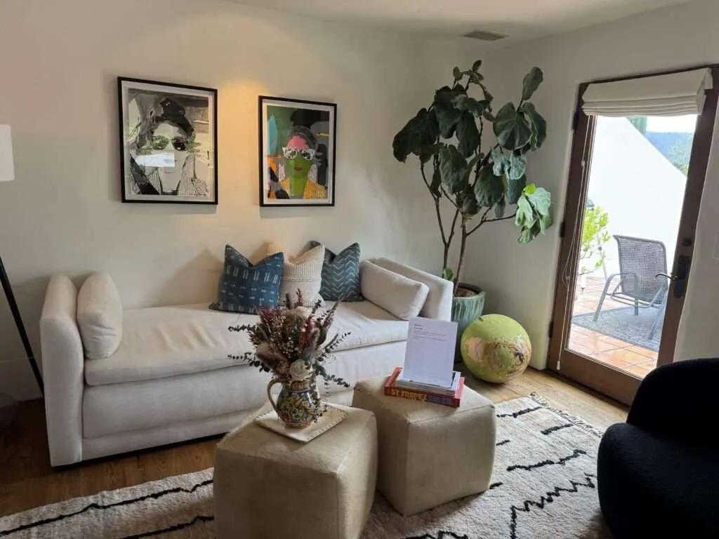 Εξερευνήστε τις Εκθαμβωτικές Σχεδιάσεις της Επίδειξης Χριστουγεννιάτικων Σπιτιών 2025