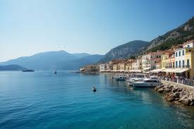 Η Βρετανική Αγορά Εστιάζει στην Κρήτη, τη Ρόδο και τη Μακεδονία σε Νέες Καμπάνιες Τουρισμού