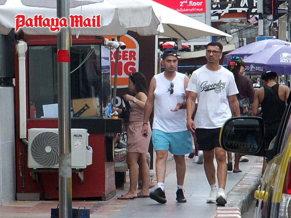 Pattaya 관광객, 상승하는 바트 환율과 은행 수수료로 어려움 체감