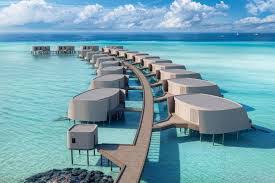 Centara Grand Lagoon Maldives Earns Acclaim as Top Leisure Hotel