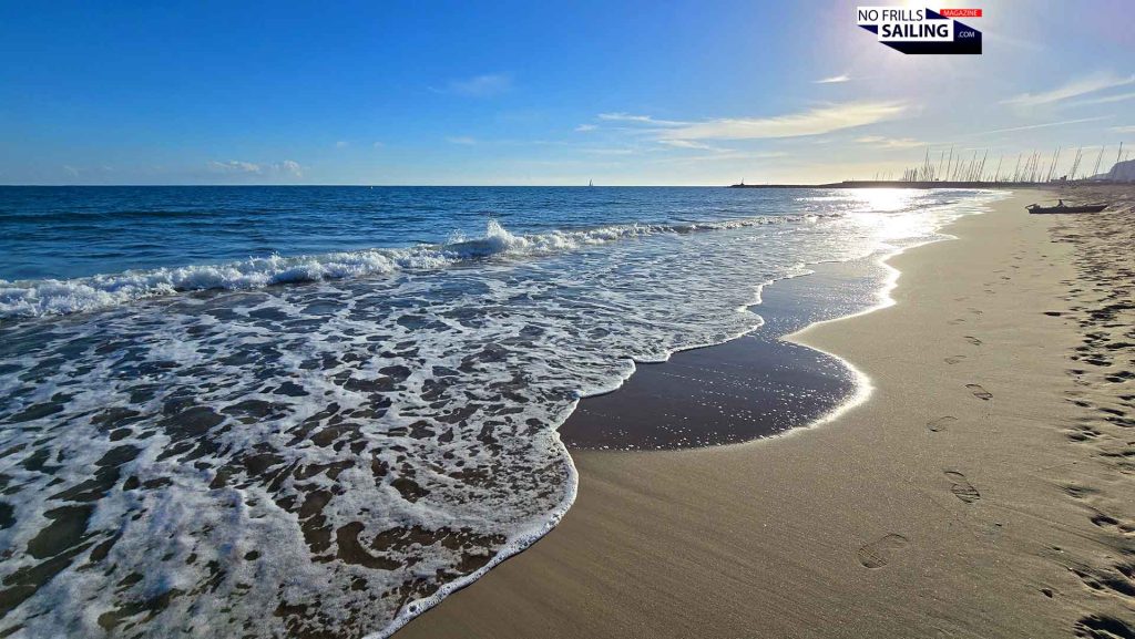 Inside the Pure 42: Deck saloon, systems and livability