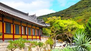 Beijing Advises Against Japan Trips Over Security and Quakes