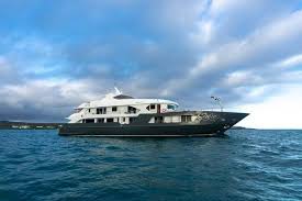 M/Y Infinity — 161' Expedition Yacht in Galápagos