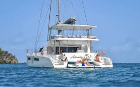 Plan Your US Sailing Charter Adventure