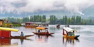 J&K logs 1.61 crore tourists through November 2025