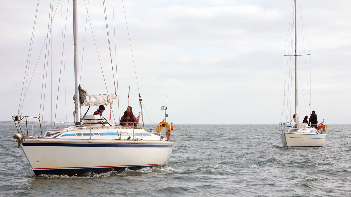 How to rig and manage an astern tow at sea