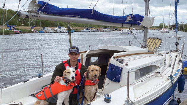 Setting Rigging Tension on a Hinged Pegasus 700