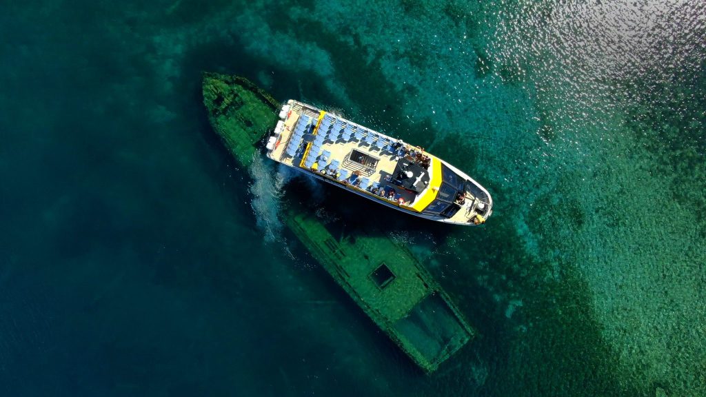 Shipwrecks and Safe Passage around Fathom Five