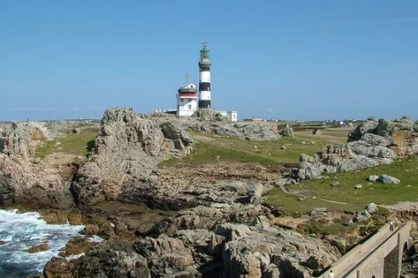 Creac'h lighthouse seeks safe mercury alternative