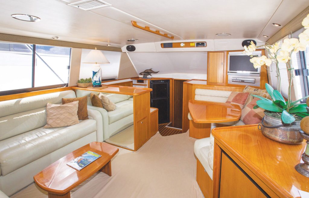 Riviera 48 Convertible Used-Boat Overview